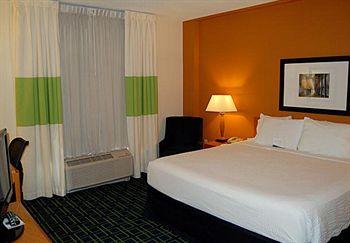 Fairfield Inn & Suites By Marriott Newark Liberty International Airport Buitenkant foto