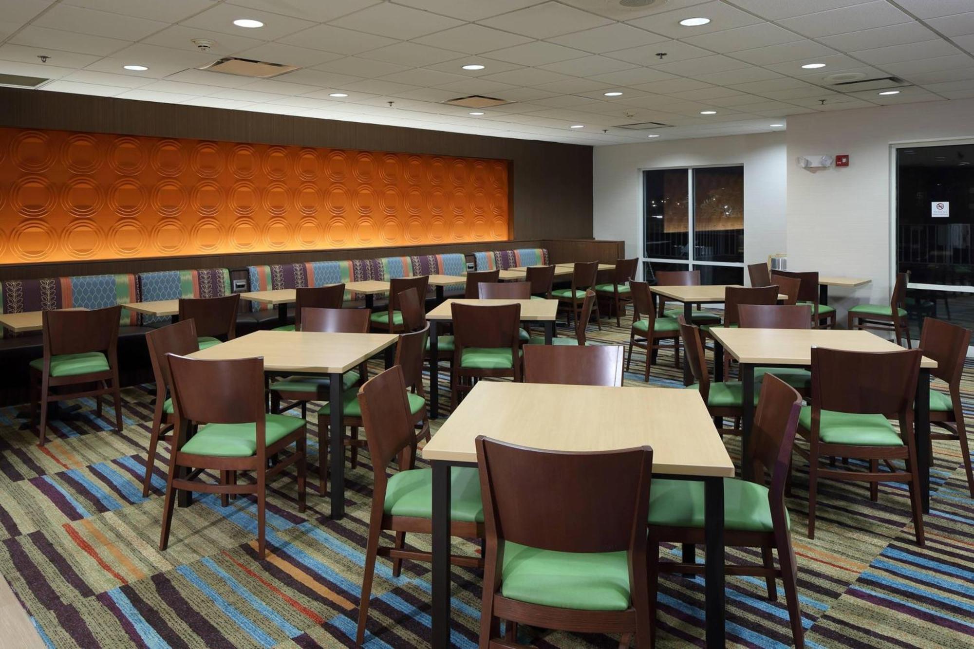 Fairfield Inn & Suites By Marriott Newark Liberty International Airport Buitenkant foto