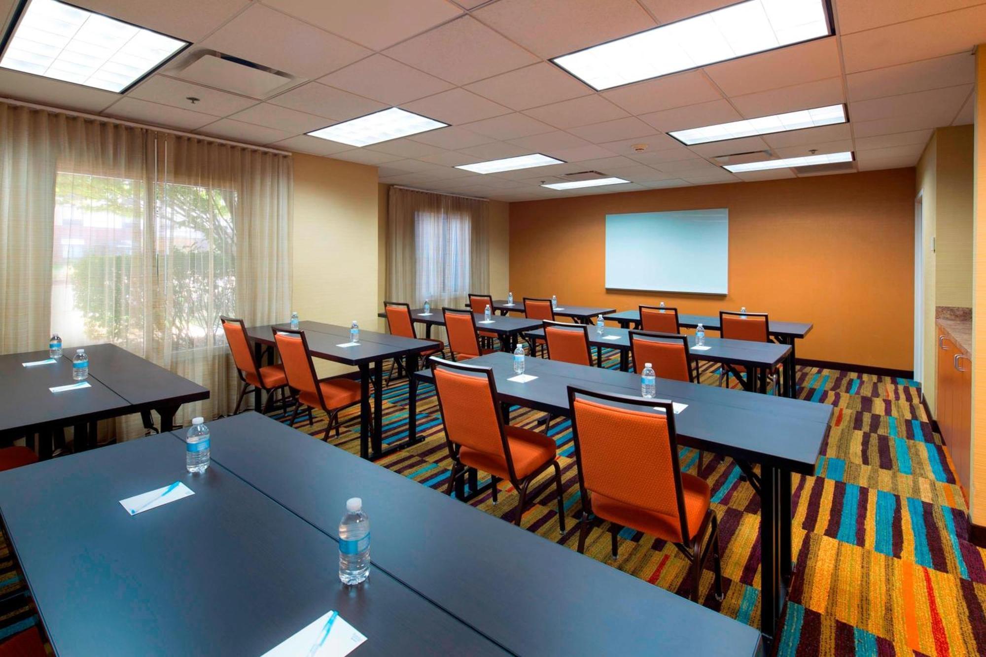 Fairfield Inn & Suites By Marriott Newark Liberty International Airport Buitenkant foto